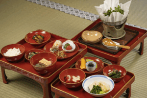 【清浄心院】1日10食限定！！宿坊で精進料理のご昼食とお寺見学、護摩焚体験（護摩木1本付）